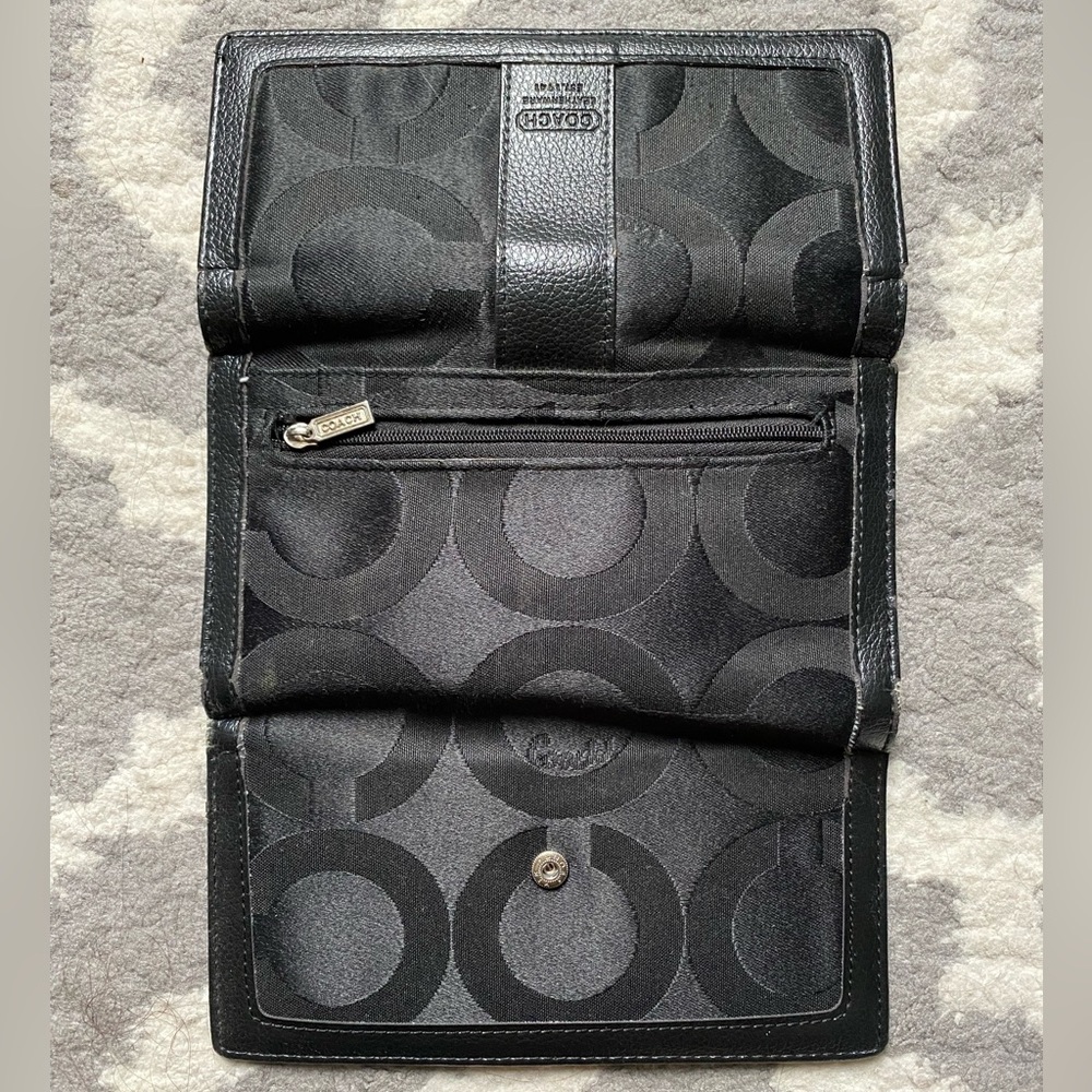 Coach Black Trifold Wallet - Picture 5 of 8